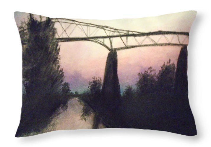 Cornwall's Bridge - Throw Pillow - Twinktrin