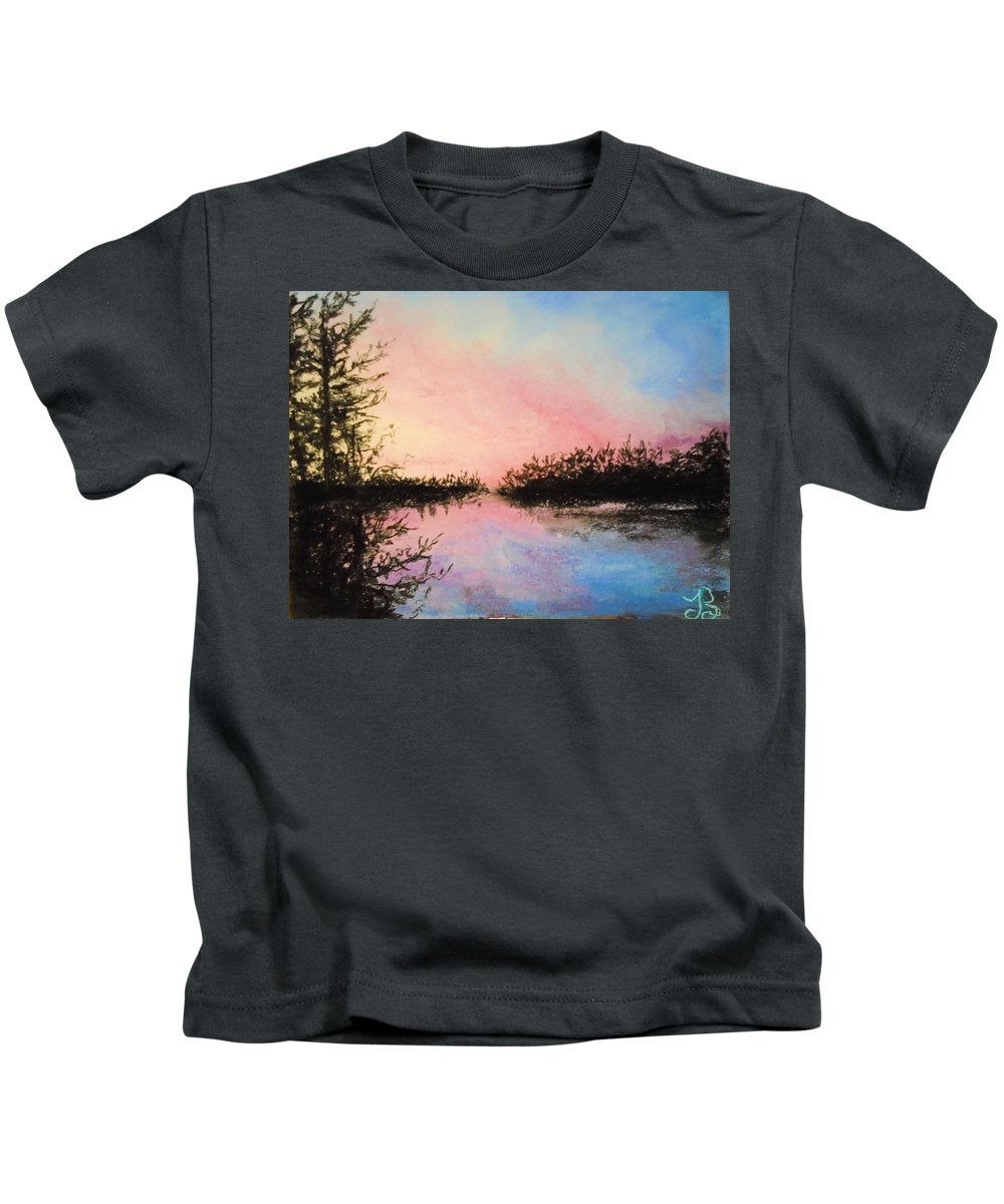 Night Streams in Sunset Dreams  - Kids T-Shirt