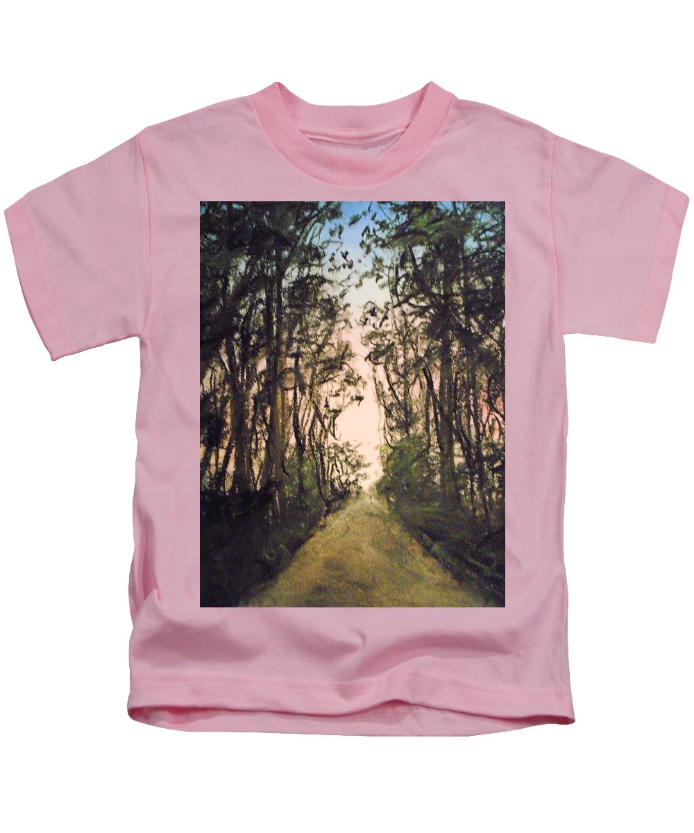 The Walk Through - Kids T-Shirt