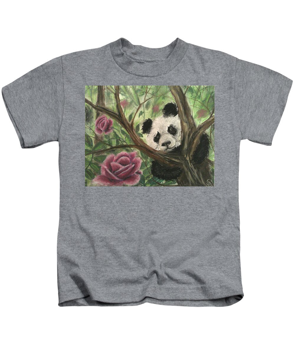 Hiding in Beauty - Kids T-Shirt