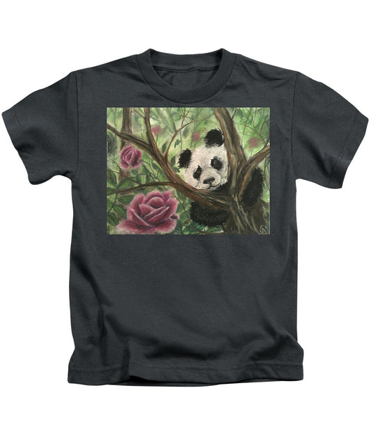 Hiding in Beauty - Kids T-Shirt