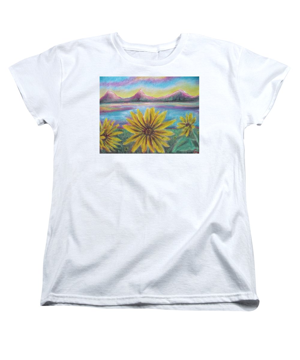 Sunflower Set - Women's T-Shirt (Standard Fit)